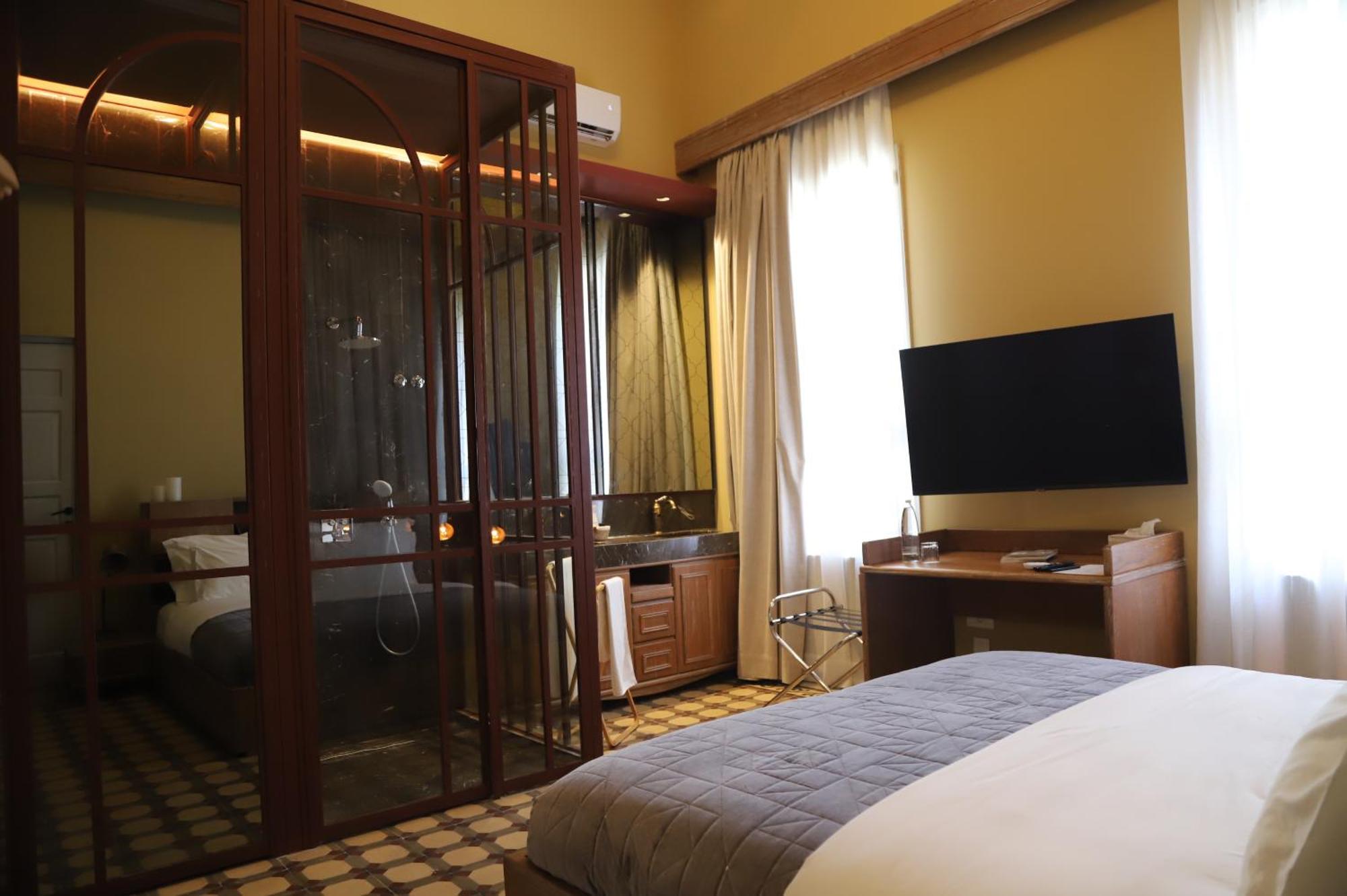 Hotel Lost Gemmayzeh Beirut Exterior photo